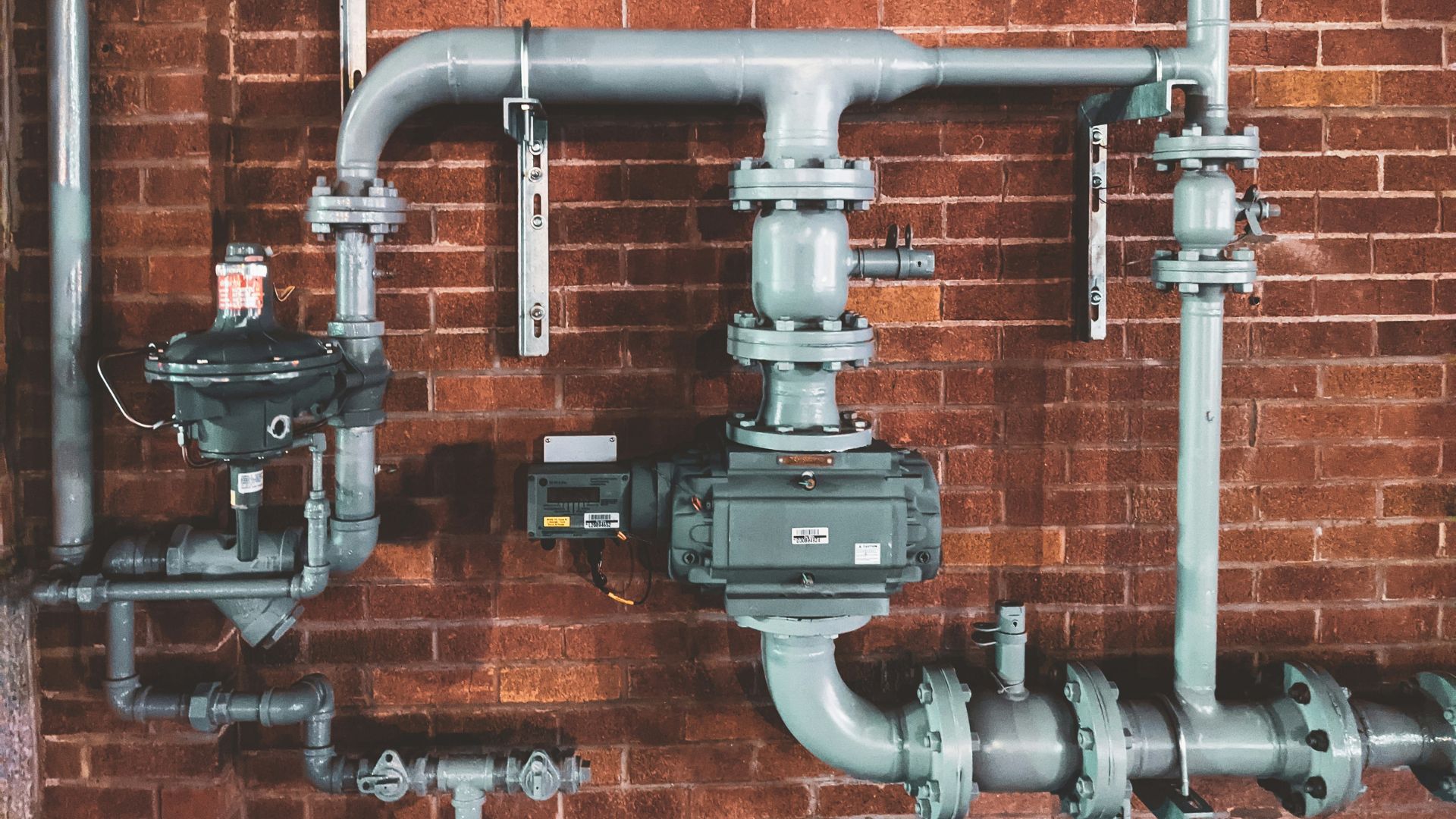 Plumbing technician completing a professional job in Bakersfield